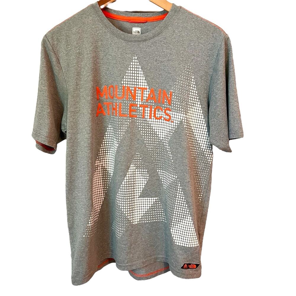 The North Face Tee Shirt Men’s Small Gray Orange TNF Mountain Athletics Training